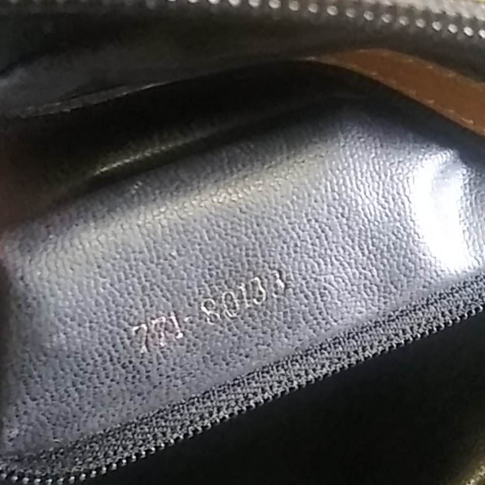 💕Authentic Fendi Vintage Stripe Crossbody. - Picture 7 of 12